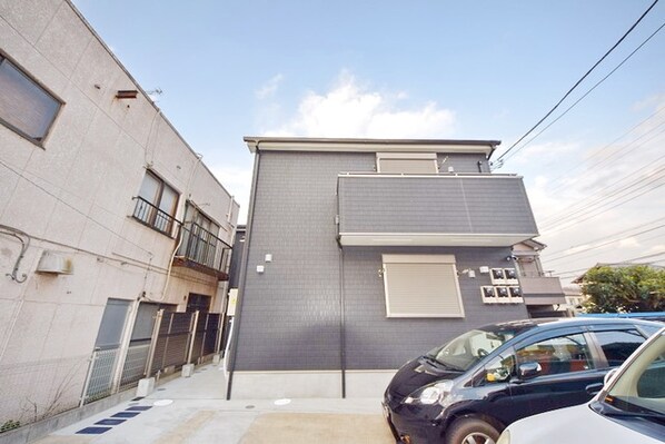 ナリトモ仁戸名B棟の物件内観写真